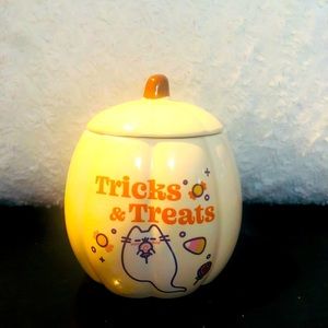 Pusheen “Tricks & Treats” Treat Jar👻🐱